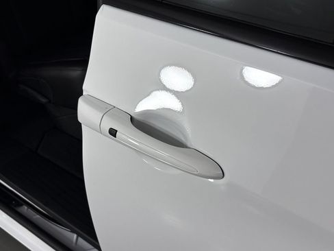 New 2027 Chrysler Pacifica Select FWD image 12