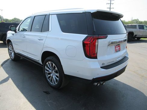 Certified 2023 GMC Yukon Denali w/ Denali Reserve Package AWD/4WD image 10
