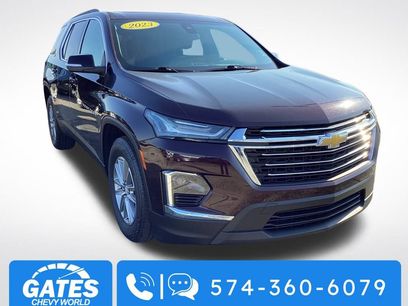Used 2023 Chevrolet Traverse LT