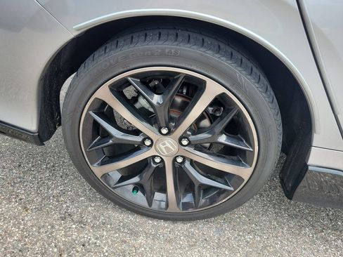 Used 2021 Honda Civic Sport image 6