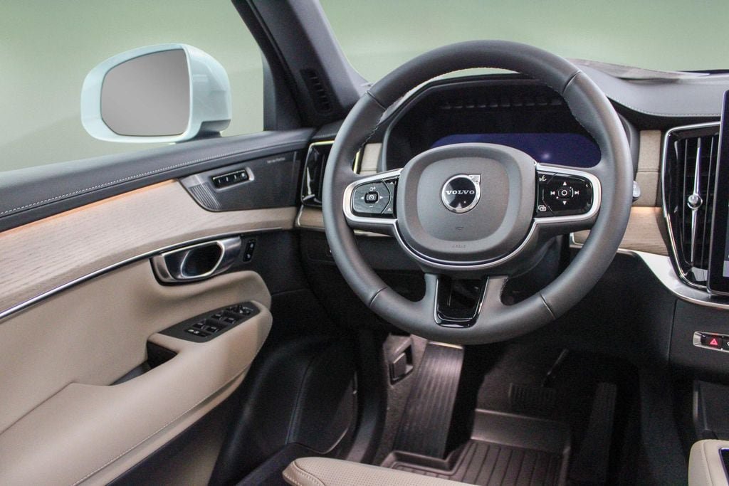 New 2026 Volvo XC90 B5 Ultra w/ Protection Package Premier AWD/4WD image 55