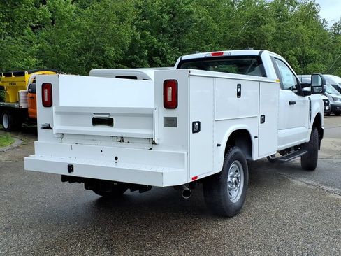New 2025 Ford F250 XL w/ FX4 Off-Road Package AWD/4WD image 5