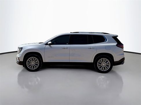 Used 2024 GMC Acadia Denali image 5