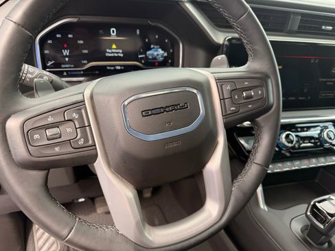 Used 2024 GMC Sierra 1500 Denali w/ Technology Package image 21