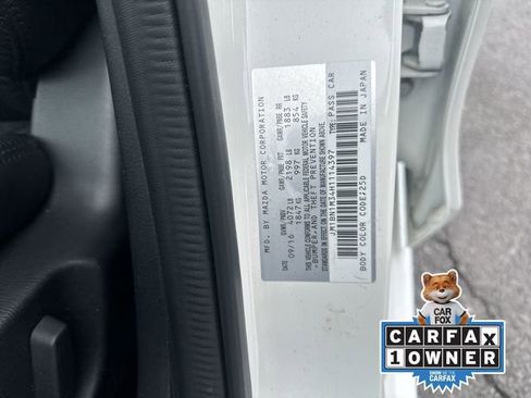 Used 2017 MAZDA MAZDA3 Grand Touring image 30