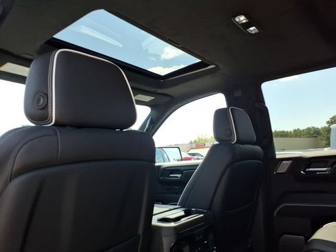 New 2026 GMC Sierra 1500 AT4X AWD/4WD image 16