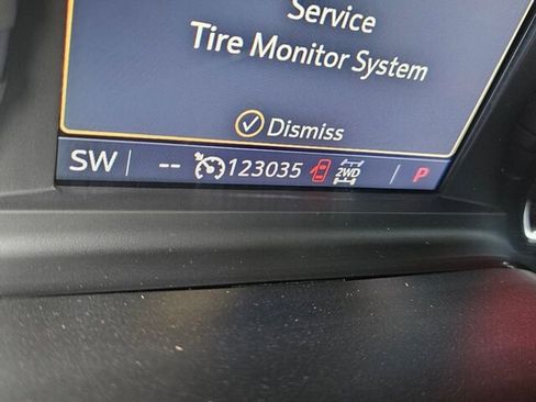 Used 2019 Chevrolet Silverado 1500 LT Trail Boss image 28