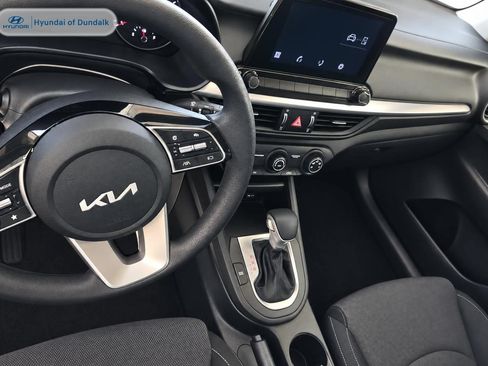 Used 2022 Kia Forte LXS FWD image 11