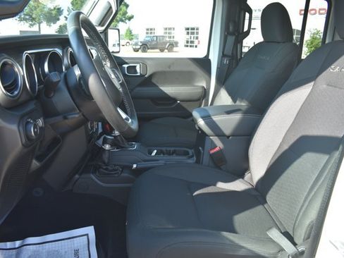 Used 2021 Jeep Wrangler Unlimited Sahara w/ Safety Group AWD/4WD image 13
