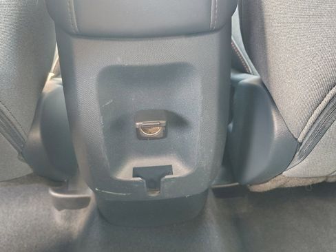 Used 2022 Ford Maverick XLT FWD image 17