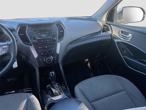 Used 2016 Hyundai Santa Fe SE image 22