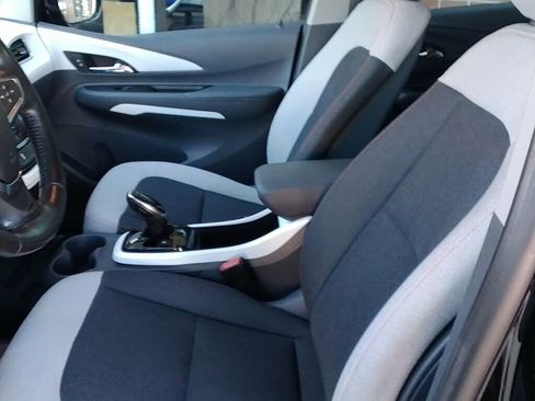 Used 2021 Chevrolet Bolt LT image 8