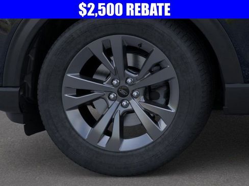 New 2026 Ford Explorer Active w/ Active Comfort Package image 19
