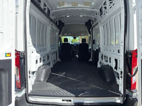 Used 2024 Ford Transit 250 148 High Roof RWD image 51