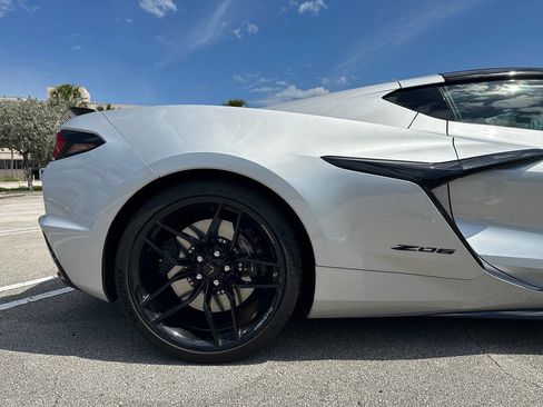 Used 2026 Chevrolet Corvette Z06 w/ Stealth Interior Trim Package image 21