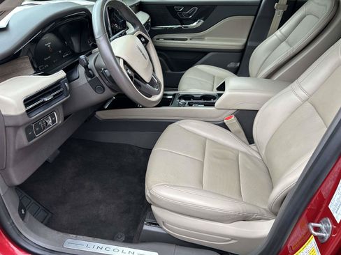 Certified 2022 Lincoln Corsair Reserve w/ Elements Package FWD image 21