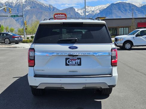 Used 2020 Ford Expedition Limited w/ Equipment Group 302A AWD/4WD image 4
