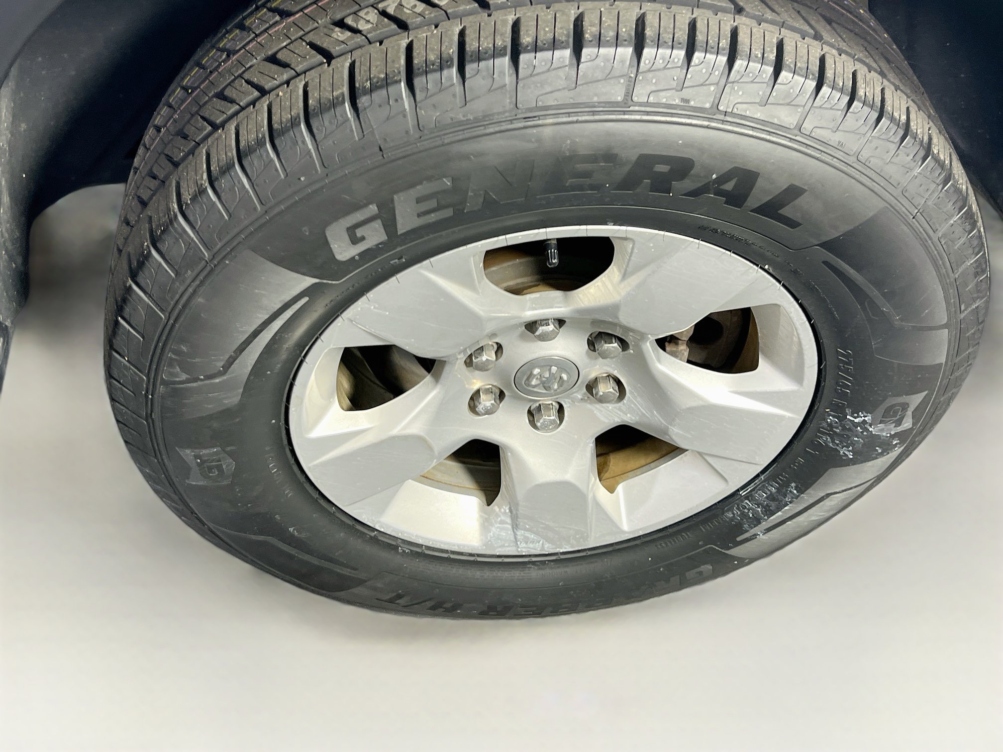 Used 2023 RAM 1500 Big Horn AWD/4WD image 28