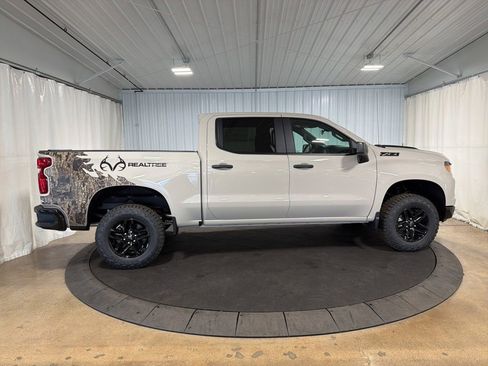 New 2026 Chevrolet Silverado 1500 Custom Trail Boss AWD/4WD image 10