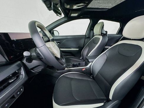 New 2025 Kia K4 GT-Line Turbo image 25