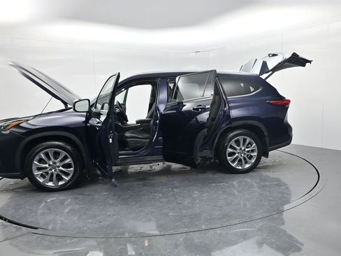 Used 2021 Toyota Highlander Limited image 58