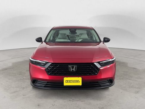 Certified 2025 Honda Accord SE image 2