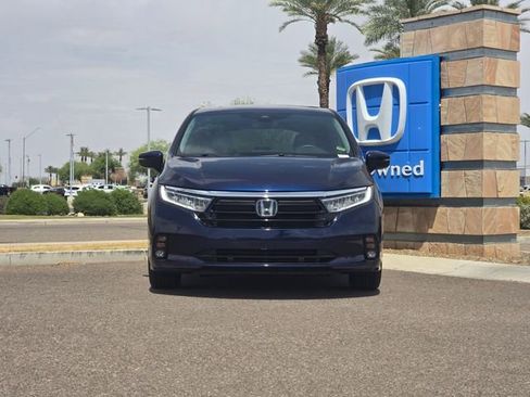 Certified 2024 Honda Odyssey EX-L image 3