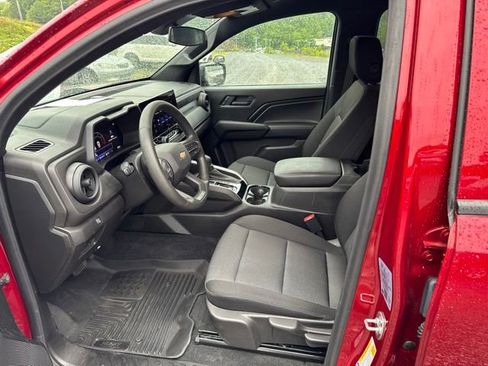 Used 2025 Chevrolet Colorado W/T w/ Advanced Trailering Package RWD image 14