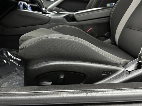 Used 2019 Chevrolet Camaro LT image 12