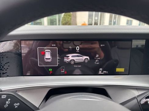 New 2026 Volkswagen Tiguan SE R-Line image 32