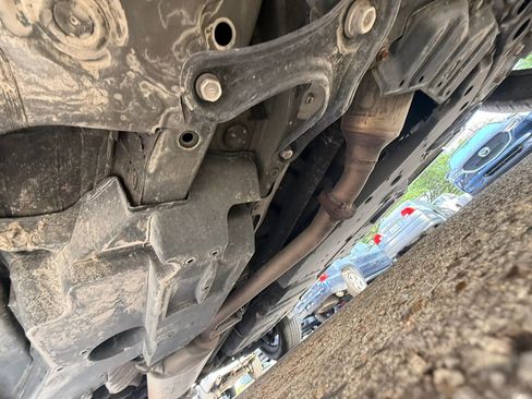 Used 2016 Toyota RAV4 SE w/ Advanced Technology Package image 33