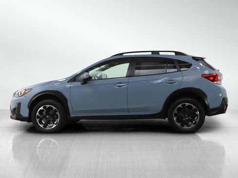 Used 2021 Subaru Crosstrek 2.0i Premium w/ Moonroof Package image 2