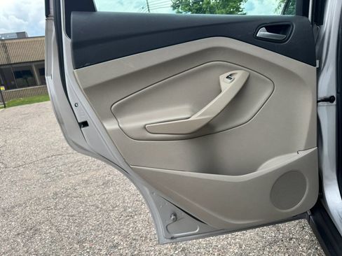 Used 2015 Ford C-MAX SEL w/ Interior Protection Package FWD image 40