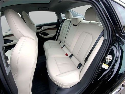 New 2026 Audi A6 Premium Plus AWD/4WD image 9