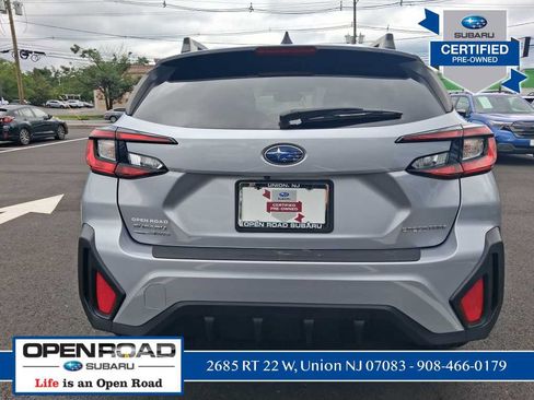 Used 2024 Subaru Crosstrek 2.0i Premium AWD/4WD image 4