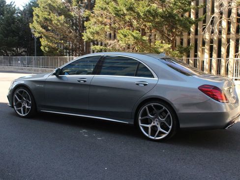 Used 2014 Mercedes-Benz S 63 AMG 4MATIC Sedan w/ Rear Seat Package image 11