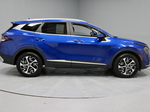 Used 2024 Kia Sportage EX AWD/4WD image 13