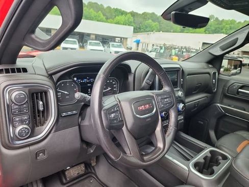 Used 2021 GMC Sierra 1500 AT4 w/ AT4 Value Package AWD/4WD image 11