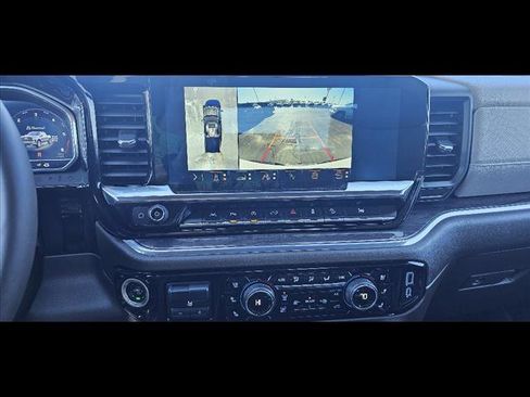 Used 2024 Chevrolet Silverado 1500 LTZ image 15