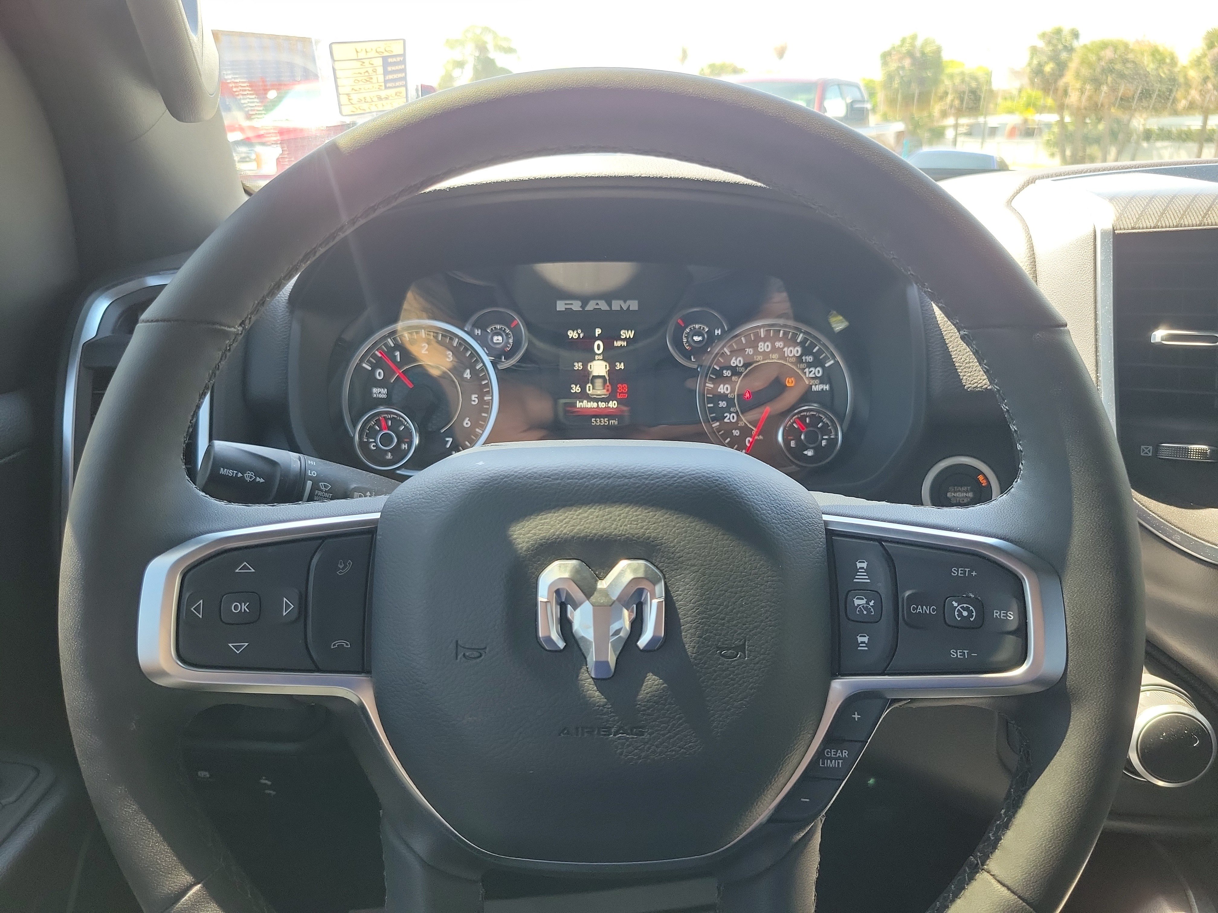Used 2025 RAM 1500 Big Horn AWD/4WD image 17