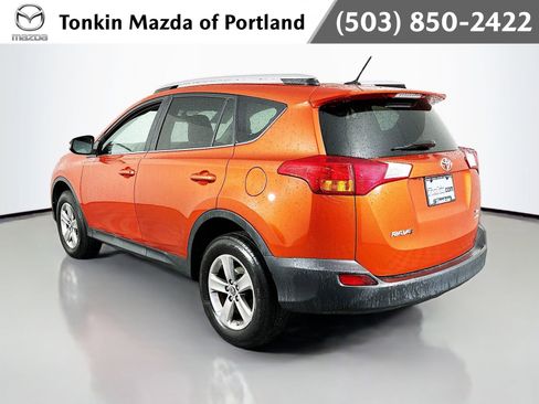 Used 2015 Toyota RAV4 XLE image 5