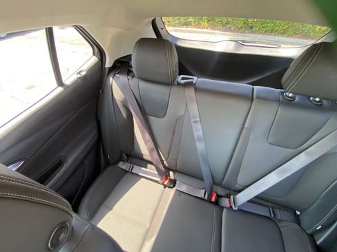 Used 2025 Buick Encore GX Preferred image 39