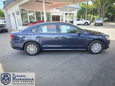 Used 2014 Volkswagen Passat 1.8T S image 3