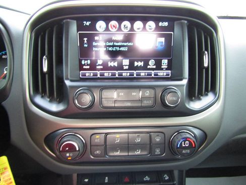 Used 2018 Chevrolet Colorado Z71 image 11