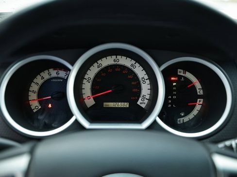 Used 2012 Toyota Tacoma PreRunner w/ SR5 Pkg image 32