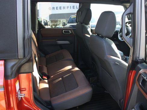 Used 2023 Ford Bronco Outer Banks image 16
