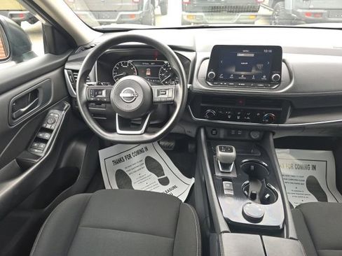 Used 2024 Nissan Rogue S AWD/4WD image 15