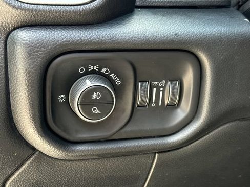 Used 2020 RAM 2500 Laramie AWD/4WD image 22