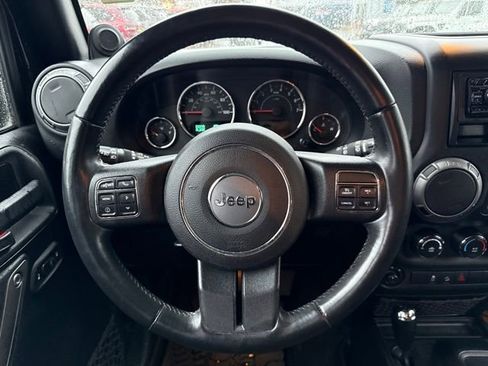 Used 2013 Jeep Wrangler Unlimited Sport image 18