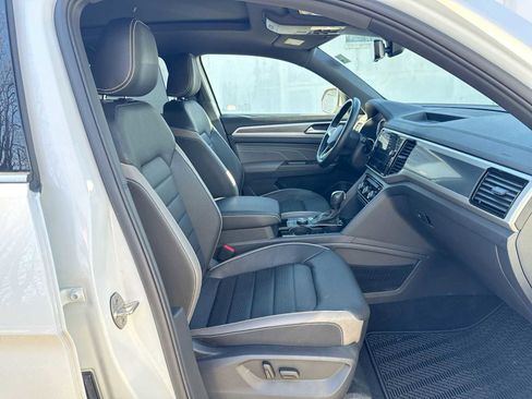 Used 2023 Volkswagen Atlas Cross Sport SEL Premium R-Line image 15